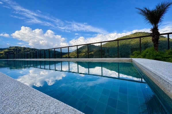 Apartment | Pool | Outdoor pool - hihome - Reserva Granja Brasil (Petrópolis)