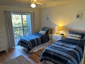 Room - Cozy 2-bed 2-bath w/ 3 pools in the heart of Rehoboth Beach. (Rehoboth Beach)
