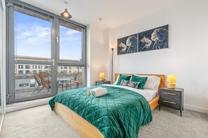 2 Schlafzimmer, Bügeleisen/Bügelbrett, Internetzugang, Bettwäsche