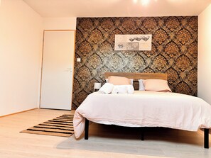 Room - Vrbo Property (Saint-Étienne-lès-Remiremont)