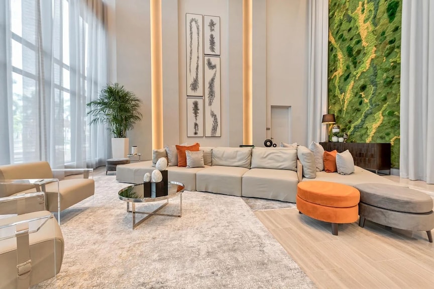Modern Studio | Pool View | Downtown Doral' Heart - Doral, FL