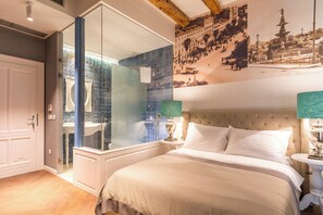 Iron/ironing board, WiFi, bed sheets - 106 luxury room in the heart of Split with balcony and roof terrace (Split)