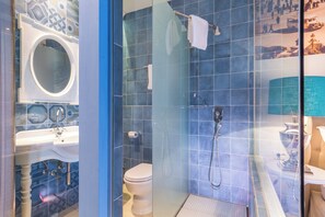 Shower, hair dryer, towels, soap - 106 luxury room in the heart of Split with balcony and roof terrace (Split)