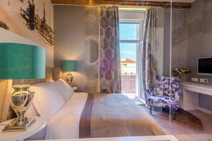 Iron/ironing board, WiFi, bed sheets - 106 luxury room in the heart of Split with balcony and roof terrace (Split)