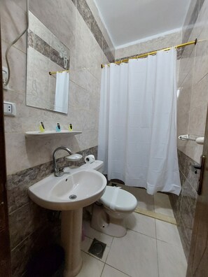 Towels, soap, shampoo, toilet paper - anobis king (Nazlet El Semman)