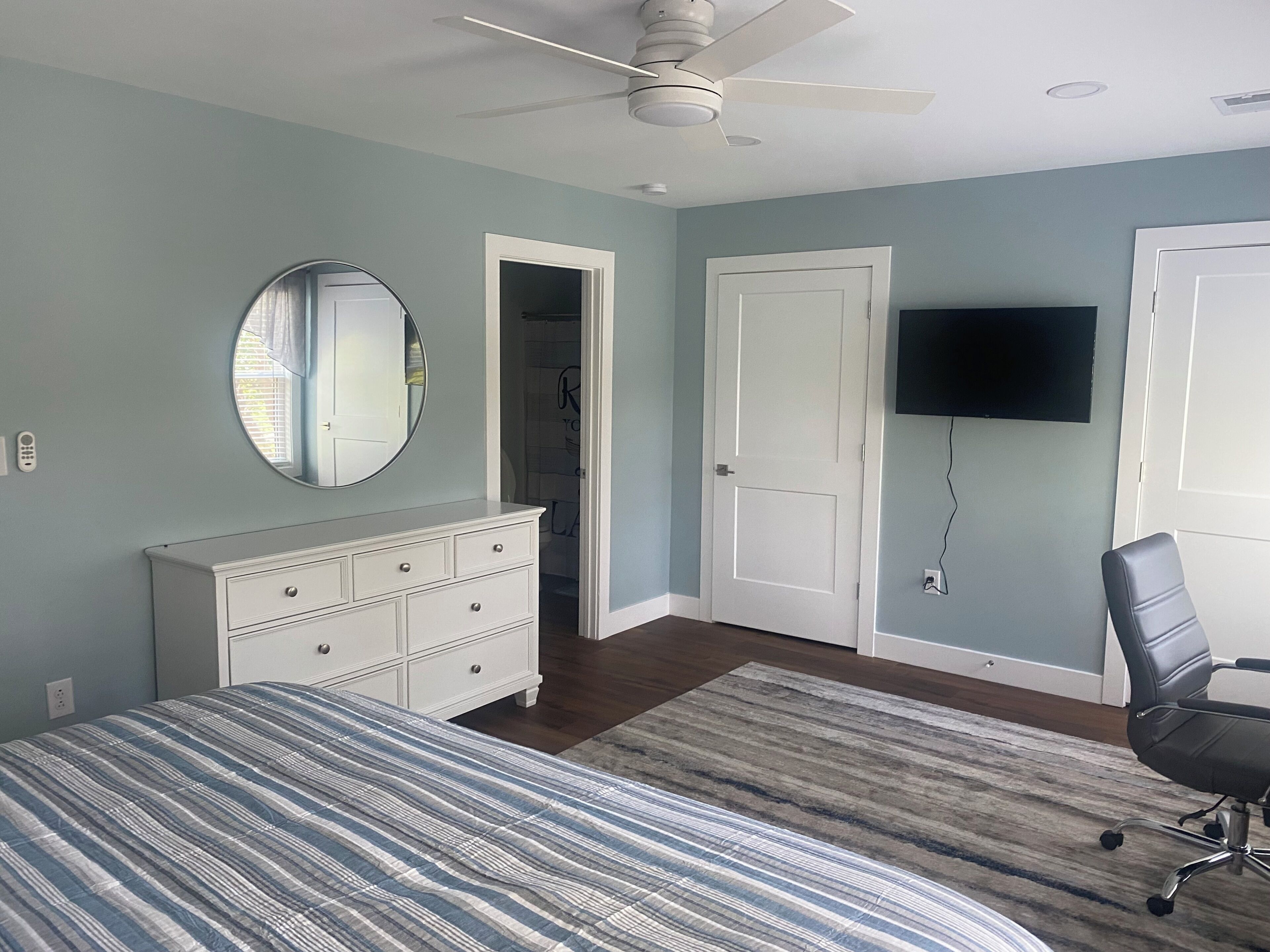 3 bedrooms, WiFi, bed sheets