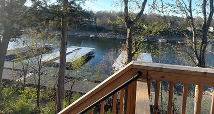 3-bedroom luxury condo at Herrington Lake with lakeviews and Tesla charging