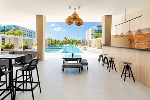 Pool - Comfy 2BR Apt, Epic Sun Residences Punta Cana, Pool, BBQ, Beautiful Social Areas (Punta Cana)