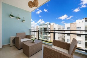 Property grounds - Comfy 2BR Apt, Epic Sun Residences Punta Cana, Pool, BBQ, Beautiful Social Areas (Punta Cana)