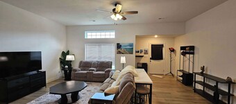 Spacious 3BR Retreat Near Fort Leonard Wood