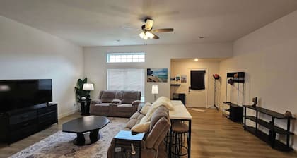 Spacious 3BR Retreat Near Fort Leonard Wood