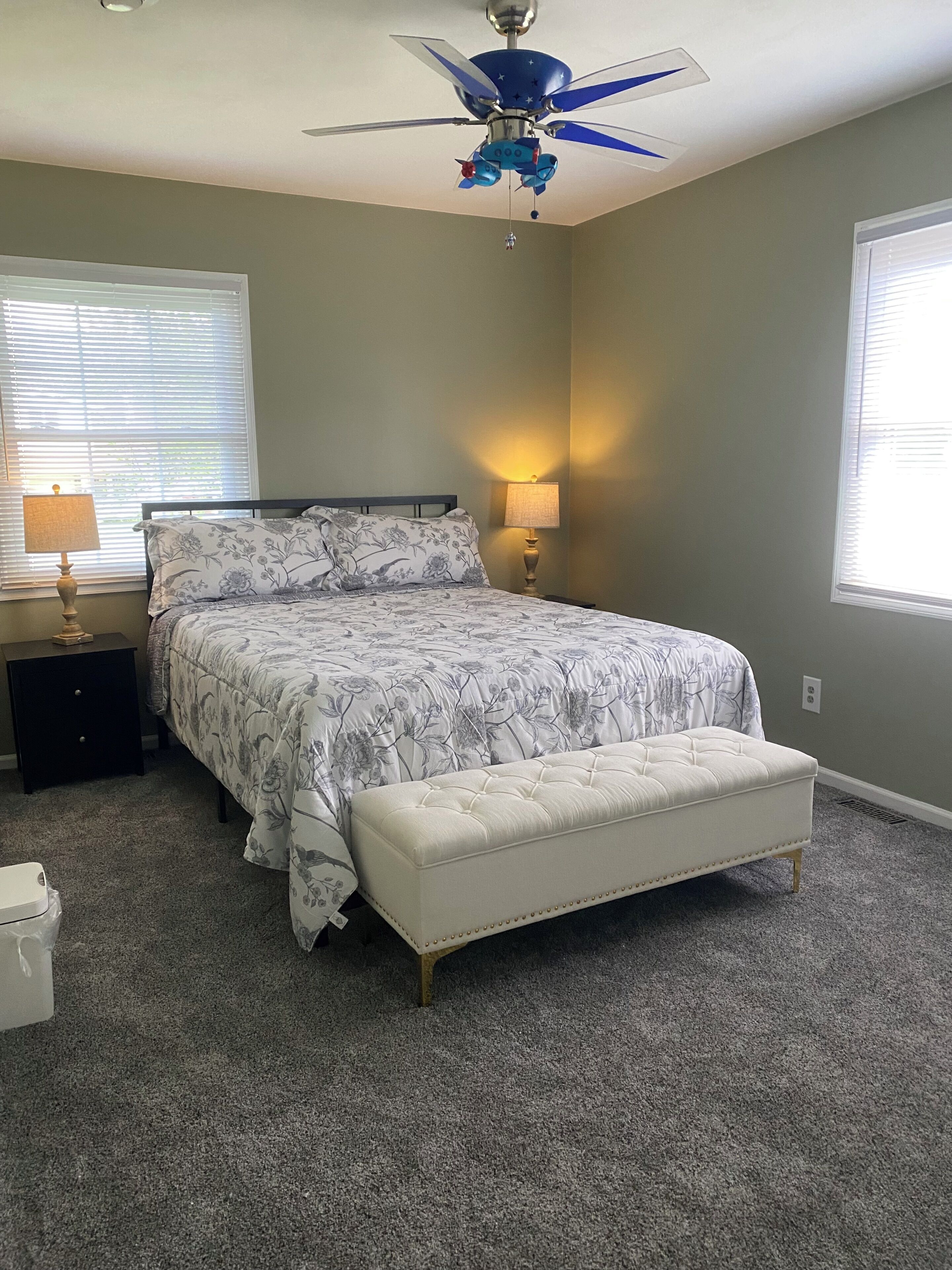 2 bedrooms, iron/ironing board, WiFi (free), bed sheets