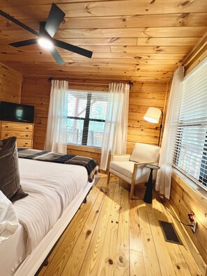 3 dormitorios, tabla de planchar con plancha, wifi gratis y ropa de cama