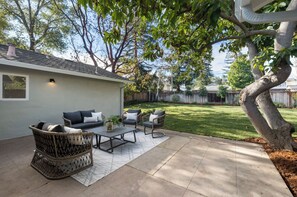 Terrace/patio - Walk to Downtown! Storybook Old Los Altos Retreat (Los Altos)