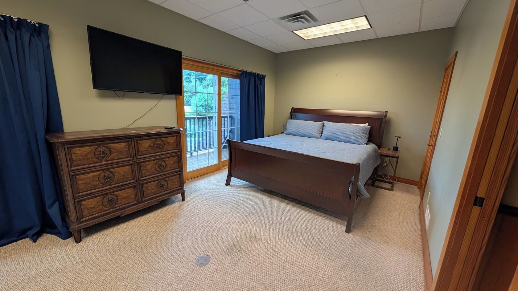 3 habitaciones, tabla de planchar con plancha y wifi gratis 