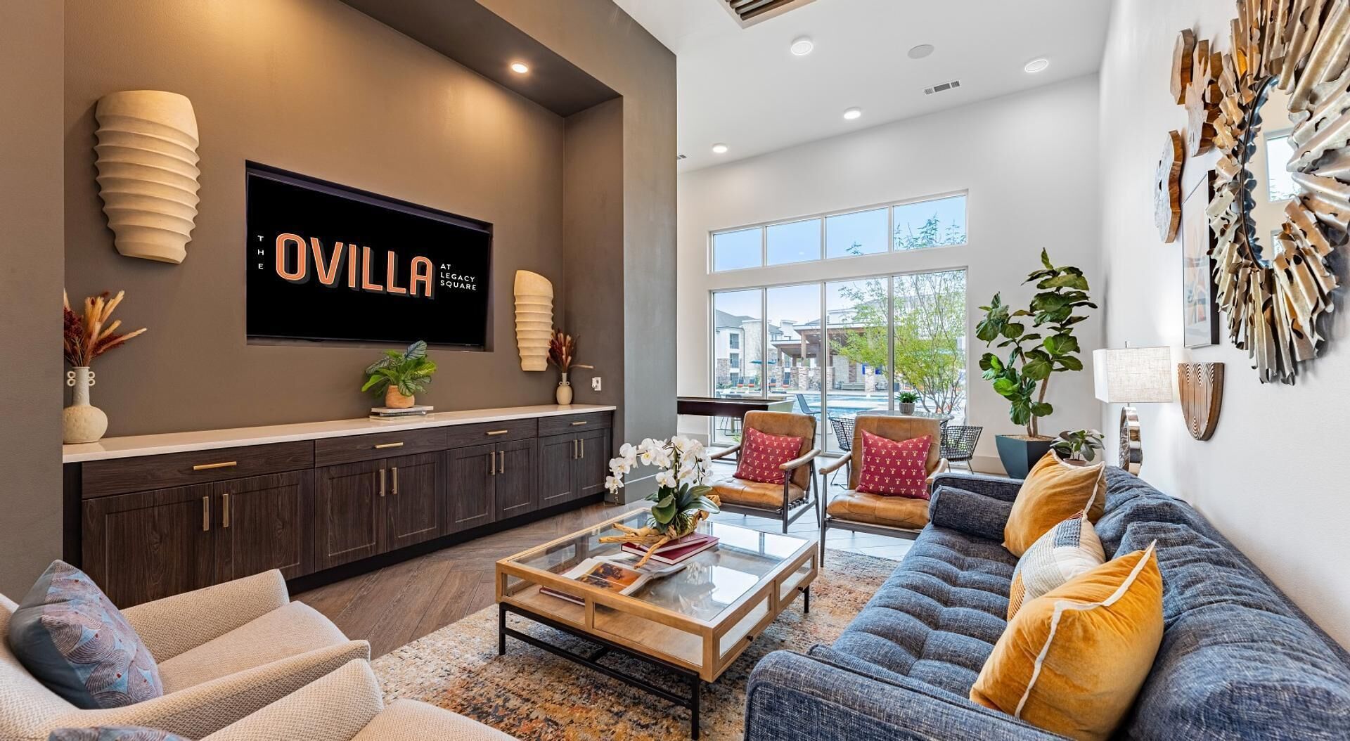 Landing | Spectacular 2bd, Gym - Waxahachie, TX