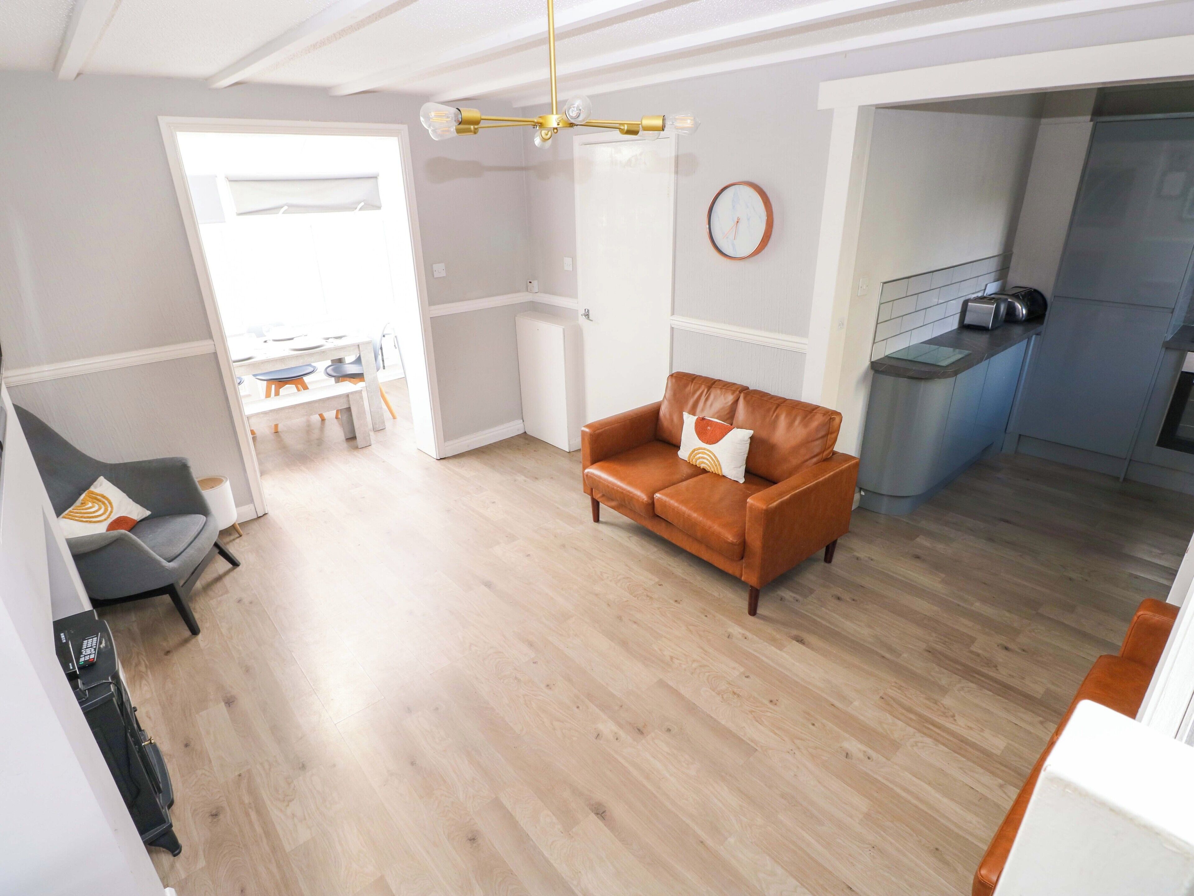 The Wool Pack, Pet Friendly, With Pool In St Florence - Manorbier