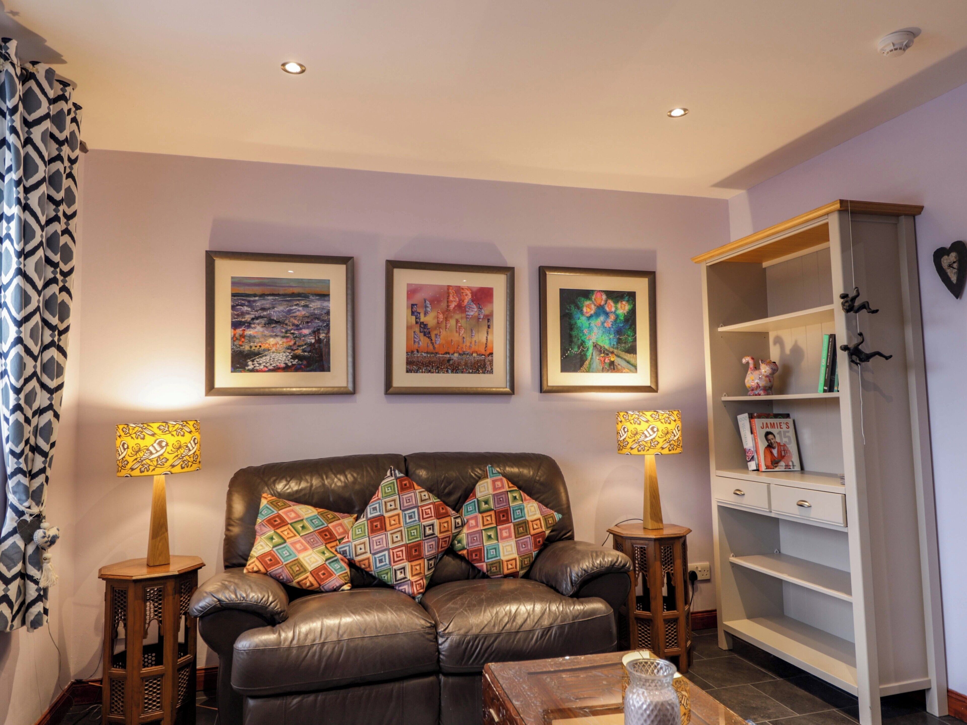 Dunhallin House, Pet Friendly, With A Garden In Inverness - 인버네스