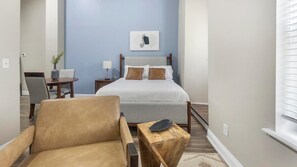 Interior - Landing | Amazing Studio in Downtown New Haven (New Haven)