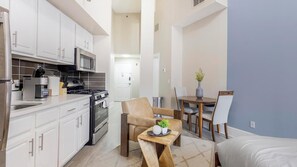 Fridge, dining tables - Landing | Stunning Studio in Downtown New Haven (New Haven)