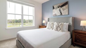 Desk, iron/ironing board, WiFi, bed sheets - Landing | Stunning 2BD, Gym, Clubhouse (Kissimmee)