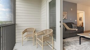 Interior - Landing | Stunning 2BD, Clubhouse, Gym (Kissimmee)