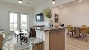 Interior - Landing | Stylish 2BD, Clubhouse, Gym (Kissimmee)