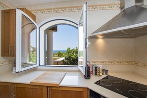 Fridge, microwave, dishwasher, toaster - Villa Lamar - Three Bedroom Villa, Sleeps 6 (Alayor)