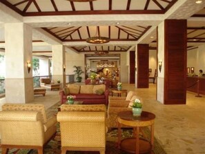 Lobby - New Years Paradise Beach Vacay. Walk to Disney! 2bdrm Ocean View 1/1/27 - 1/8/27 (Kapolei)