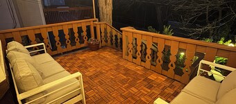 Beautiful German style apartment with optional HOT TUB add on!!!