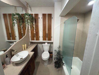 Beautiful German style apartment with optional HOT TUB add on!!!