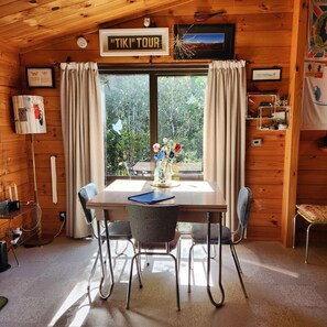 Dining - Piwakawaka a Pukawa- Pukawa Bay LakeTaupo
Nestled in bush, surrounded by birds. (Pukawa)