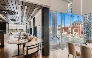 Dining - Luxury Penthouse 53rd Floor Breathtaking Strip Views Balcony (Las Vegas)