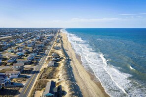 On the beach - Oceanfront Escape: Coastal Views in Heart of KDH! (Kill Devil Hills)