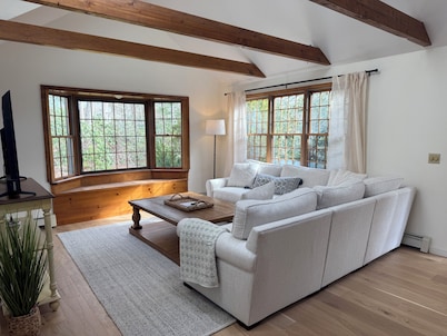 New for 2026! 3-BR house with AC. Walk to town, beach, pool access available.