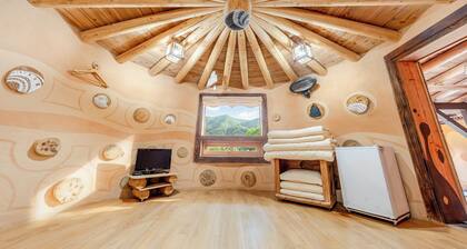 Mungyeong Between Mountains Pet Pension