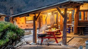 Basic Room, 1 Bedroom (Rainbow Pet Room (BBQ)) - Mungyeong Between Mountains Pet Pension (Mungyeong)