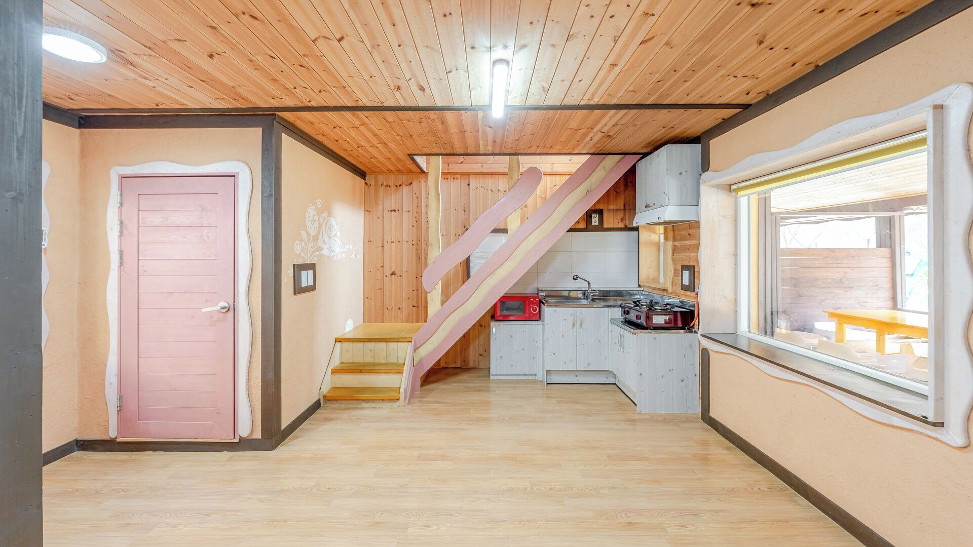 베이직룸, 침실 2개 (Dandelion Duplex Pet (BBQ/Terrace)) | 1 개의 침실, 무료 WiFi