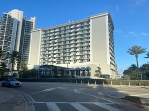 Exterior - Hotel Sunny Isles (Sunny Isles Beach)