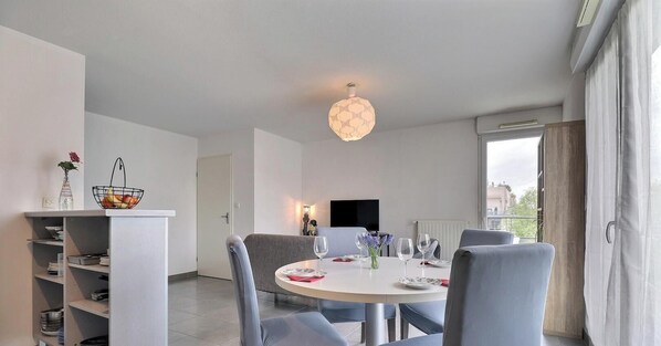 Dining - Le Carré Sévigné - CESSON SEVIGNE (CESSON SEVIGNE)