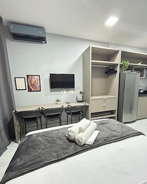 Apartment | Laptop workspace, blackout drapes, iron/ironing board, free WiFi - Melhores Flats - Linda vista (João Pessoa)