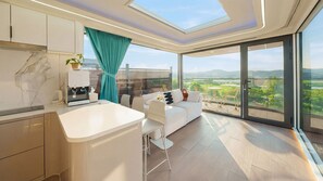 Kamar Basic, 2 kamar tidur (Mars House)