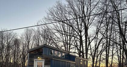 1-bedroom cabin located at The Market & Drinkery. 11 miles North from NRG bridge