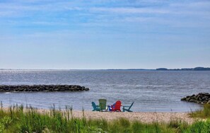 Beach - NEW - Spacious Delaware Stunner with Panoramic Golf Course Views (Millsboro)