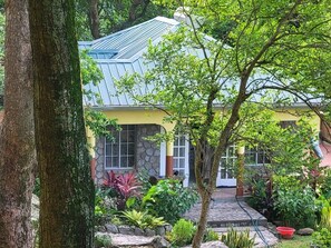 Exterior -  Be inspired by the natural beauty of this historic getaway on the Gros Piton. (Soufriere)