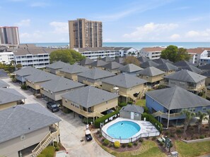 Exterior - Coastal Gem~Private Beach Access & Pool (Myrtle Beach)