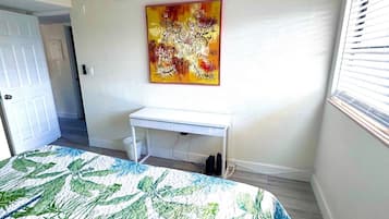 Comfort Apartment, Balcony, Pool View