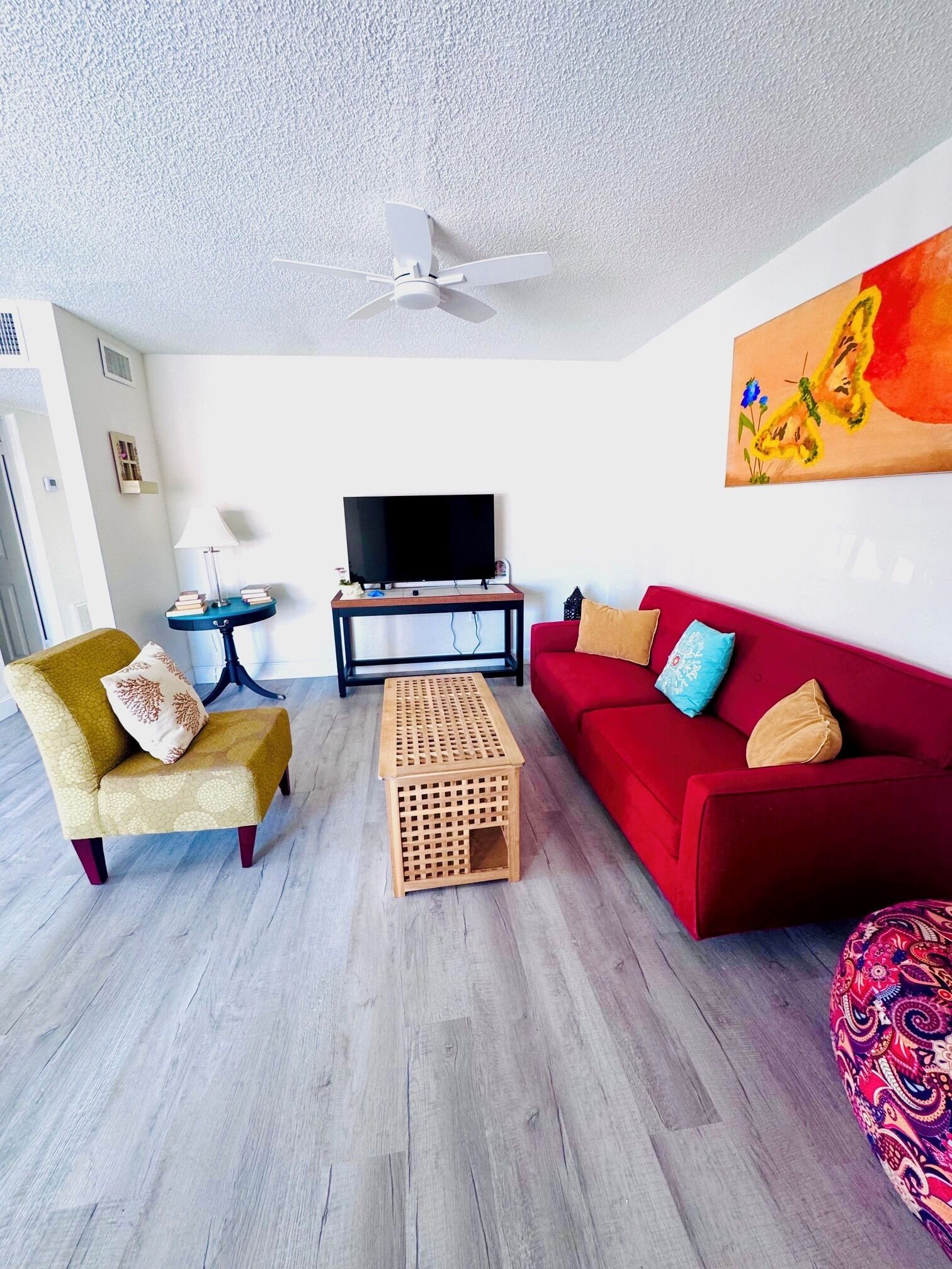 Appartement Confort, balcon, vue piscine | Coin séjour