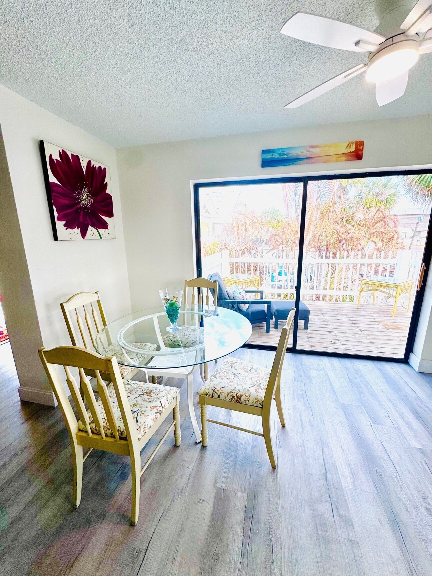 Comfort Apartment, Balcony, Pool View | Dining