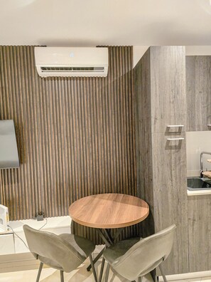 Dining - Loxwood HoTel Apartment Accra Ghana (Accra)